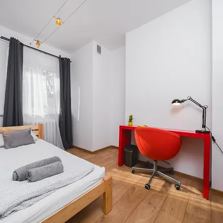 Apartment Greenline - By Upstairs